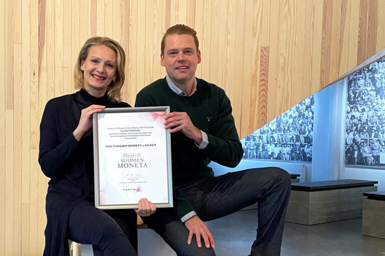 Suomen Moneta vastaanotti Finnish Sports Legacy -tunnustuksen